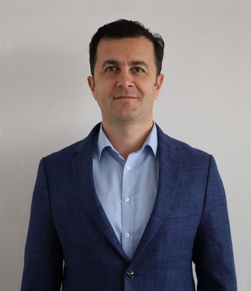 petritahmeti-500x580